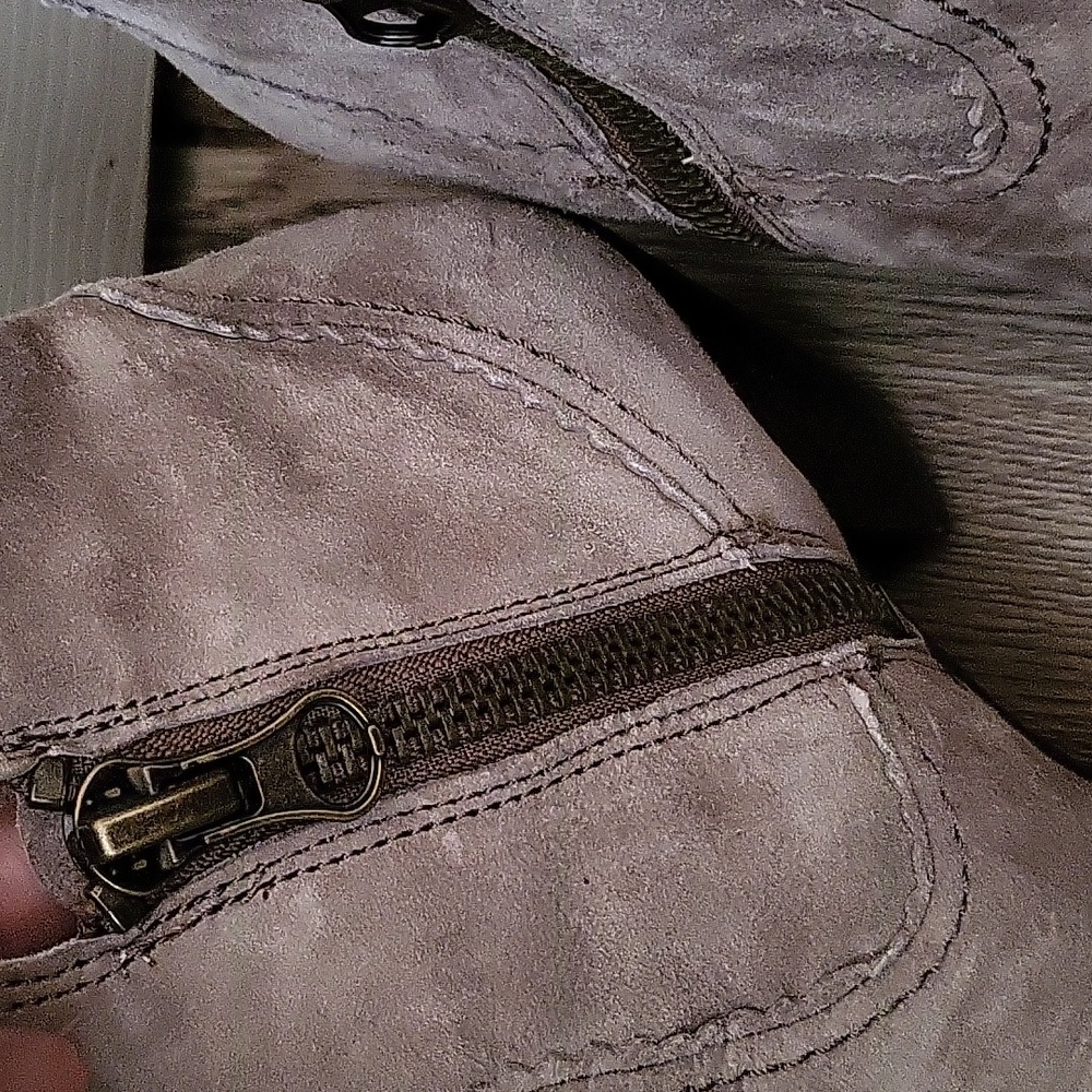 Sam Edelman booties - Picture 2 of 6
